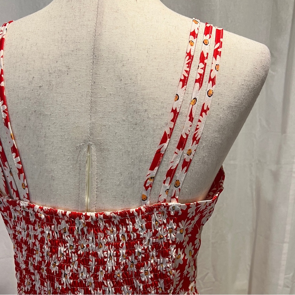 Floral Red and White Dress - Picture 6 of 9